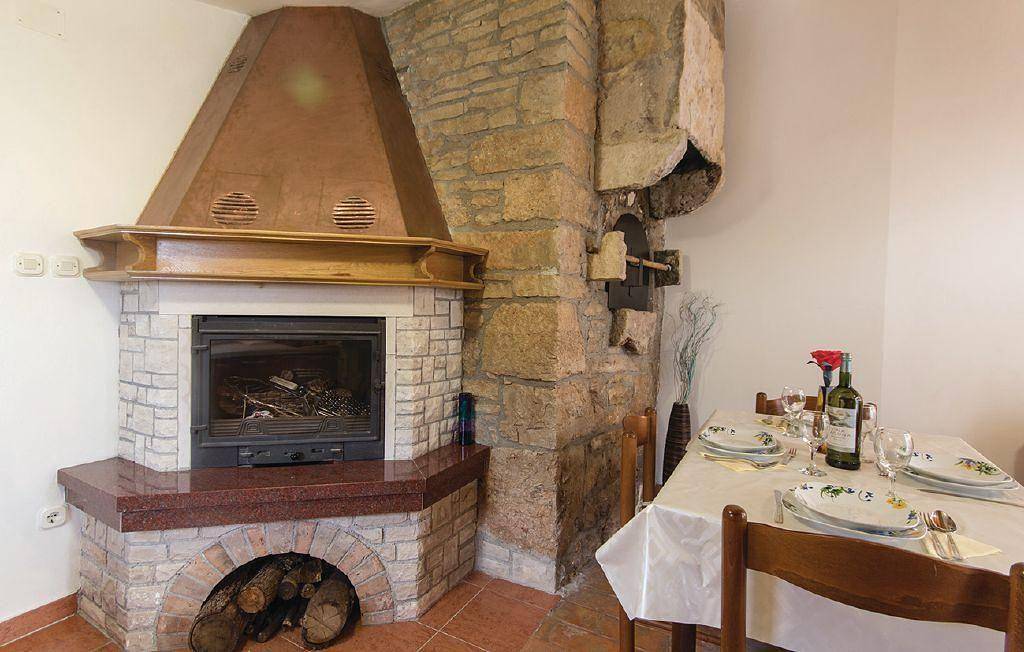 Ferienhaus für 4 Personen mit Garten in Rakalj, Südküste Istrien