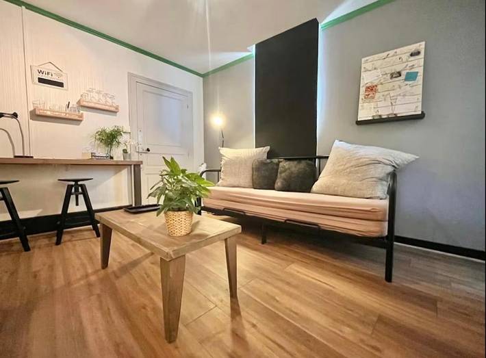 Location de vacances, avec Terrasse dans Cosne-d'Allier