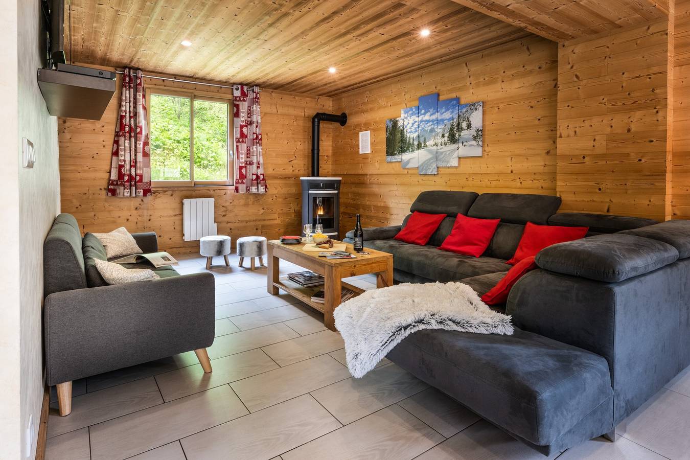 Chalet 'Snow Mountain' met uitzicht op de bergen, balkon en Wi-Fi in Saint-Martin-de-Belleville, Massif de la Vanoise