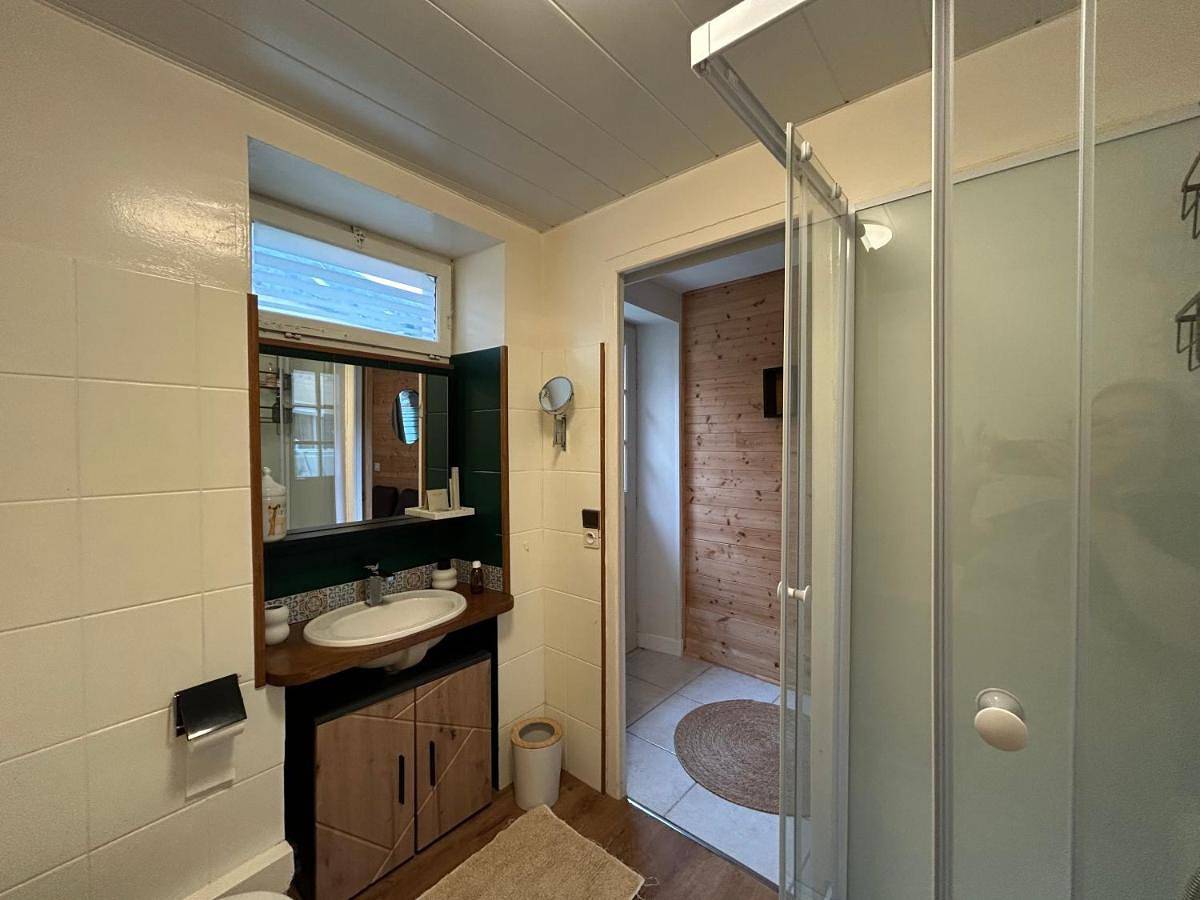 Appartement entier, L'annexe in Venouse, Région d'Auxerre