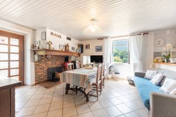 Gîte pour 4 personnes, avec jardin dans vallée d'Aspe