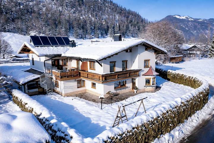 Ferienwohnung für 6 Personen, mit Terrasse in Kössen