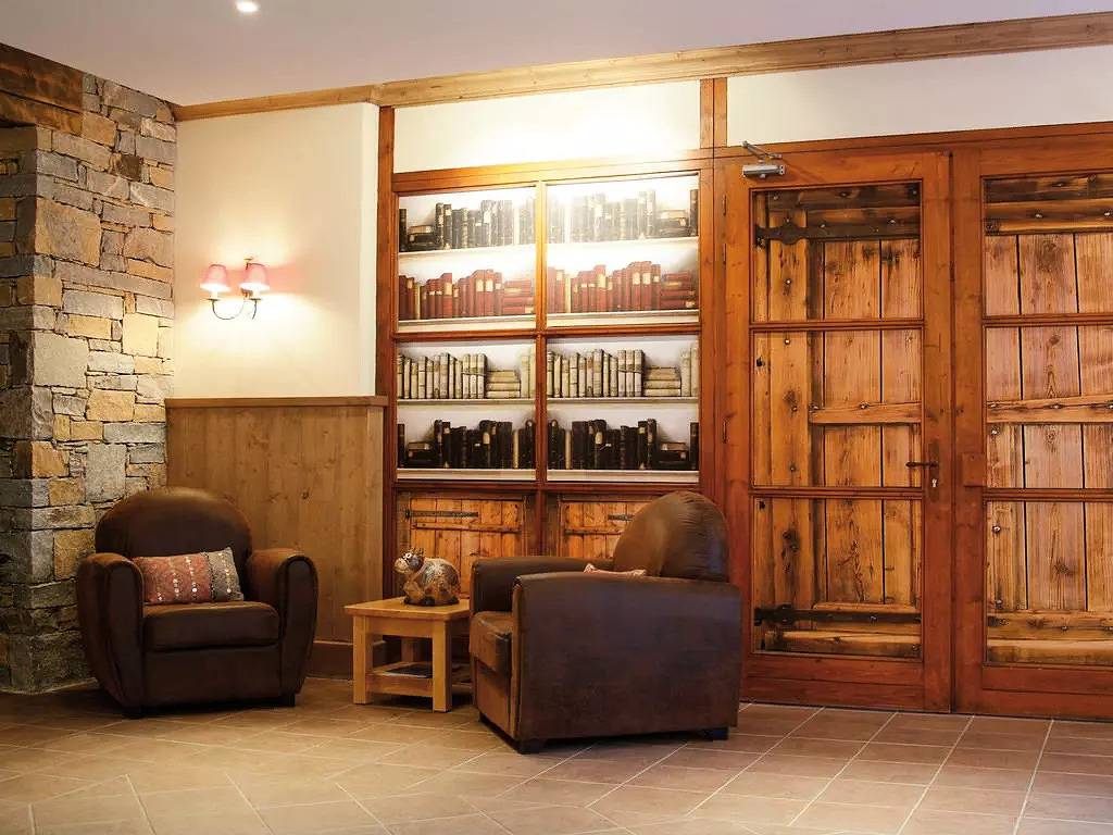 Entire apartment, 2 Room Apartment 8 People Cabin in Brides-les-Bains, Les Trois Vallées