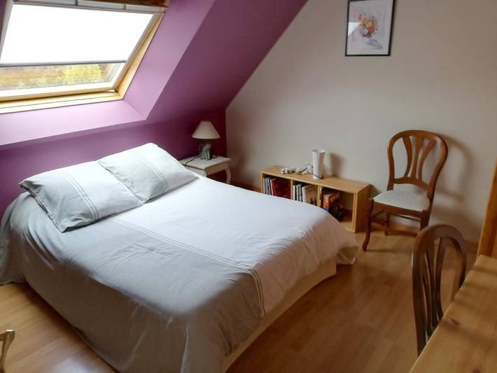 Location de vacances pour 2 personnes, avec jardin ainsi que terrasse et vue à Malguénac - 3