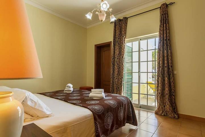 Chalet für 9 Personen, mit Balkon und Garten an der Algarve - 3