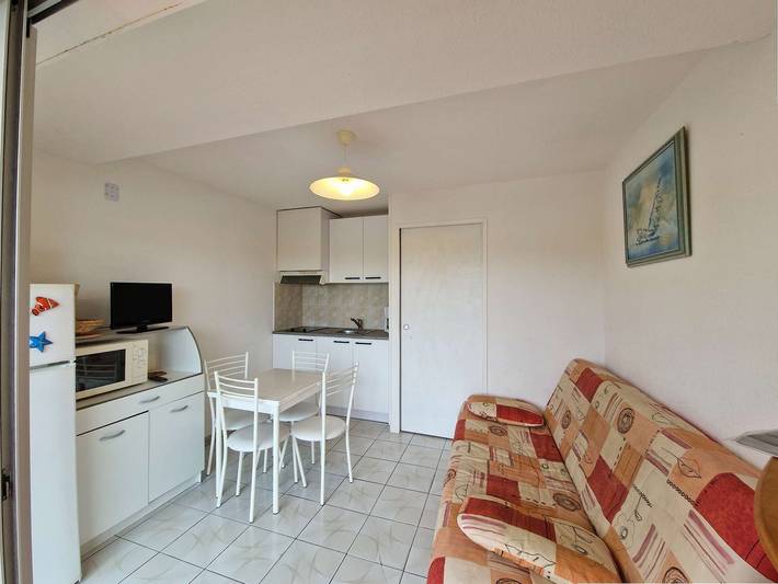 Ganzes Studio, Strandnahes Studio mit Terrasse, Parkplatz, WLAN und Haustier erlaubt in Marseillan, Mittelmeerküste (Frankreich)