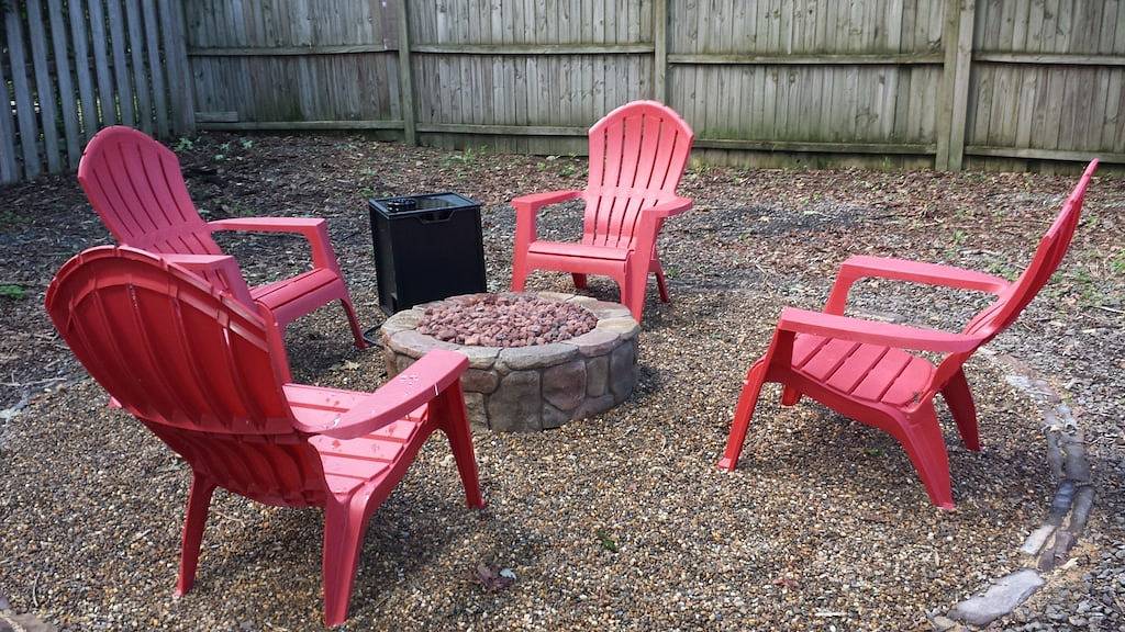 Bungalow in der Innenstadt! Tierfreundlich - Wifi! in Brevard, Transylvania County