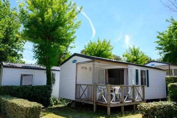 Camping pour 4 personnes à Saint-Georges-d'Oléron