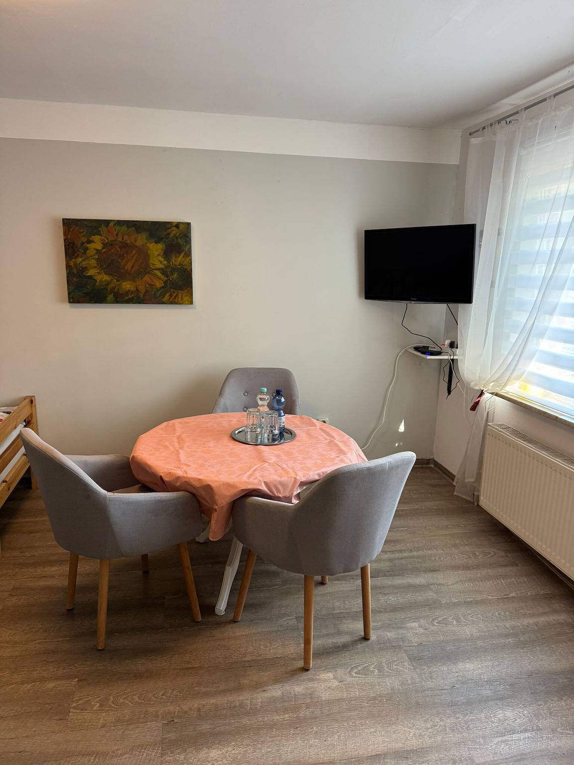 Entire apartment, Apartment 'Ferienwohnung Rothentor1' with Private Terrace and Wi-Fi in Dorf Mecklenburg, North-West Mecklenburg (Wismar region)