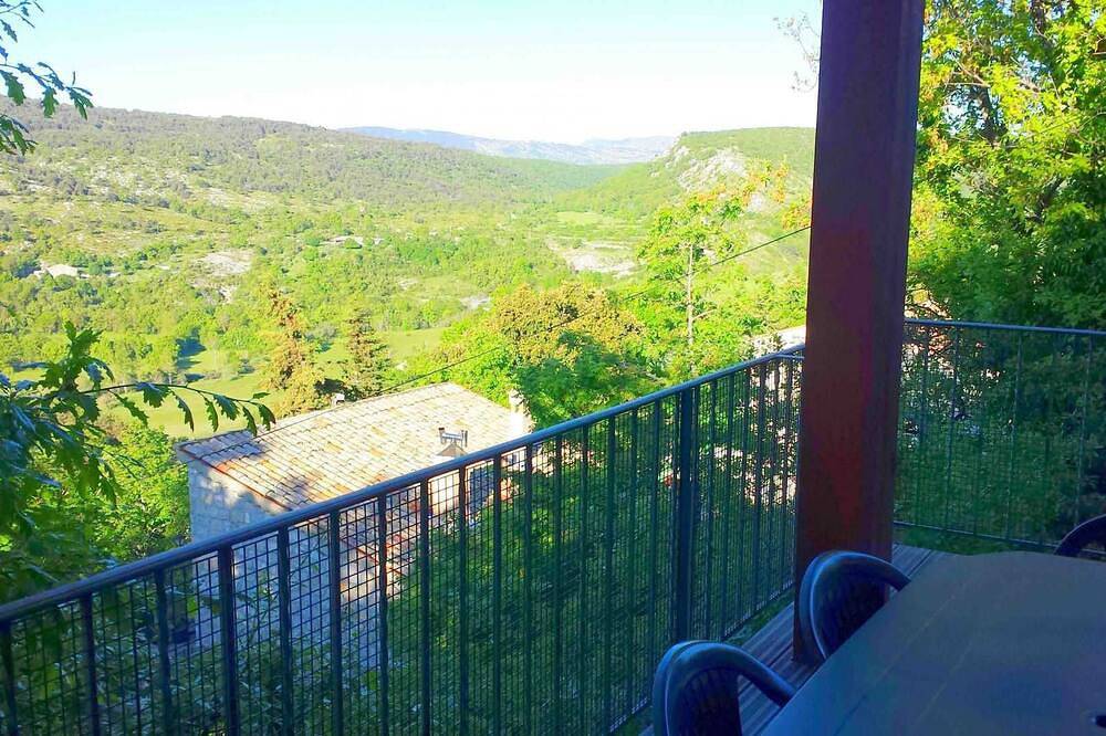 Le Cheiron - Coursegoules in Coursegoules, Region de Cannes