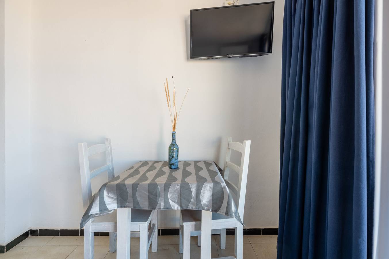 Appartement 'Estudio Mirada 309' met uitzicht op het meer, Wi-Fi en airconditioning, foto 11