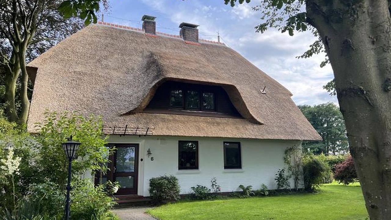 Reetdachlandhaus Wiemershörn: Ferienhaus für 6 Personen in Südbrookmerland