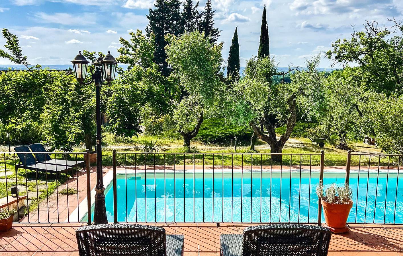 Tranquilo apartamento con jardín y piscina cerca del centro de Giove in Giove, Provincia de Terni