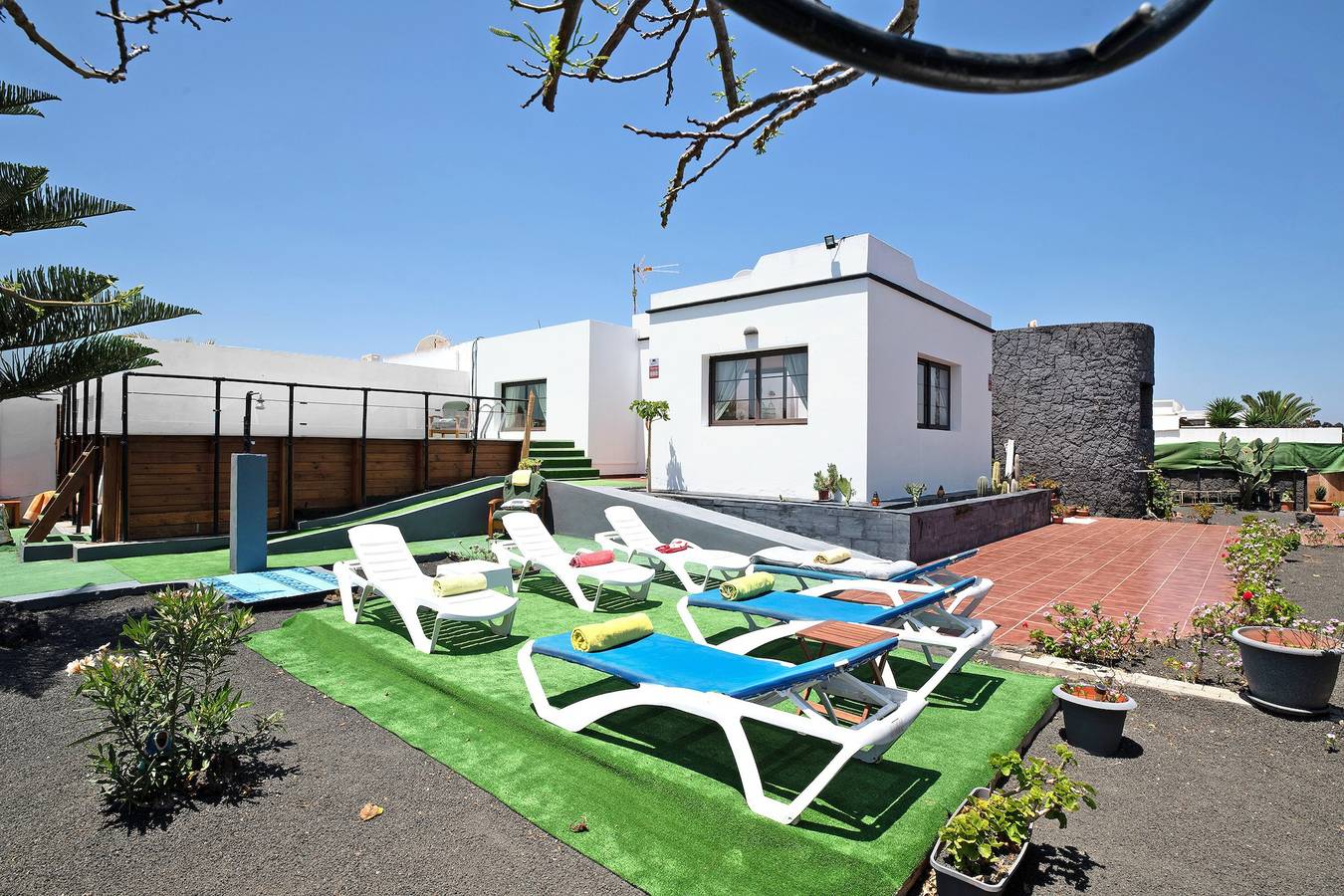 Vacation Home "Villa La Bonilla" with Private Pool & Wi-Fi in Playa Blanca, Yaiza