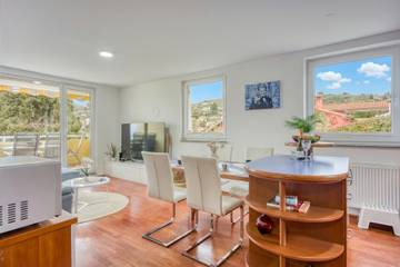 Vakantiewoning voor 4 Personen in Portoroz, Slovene Riviera, Afbeelding 3