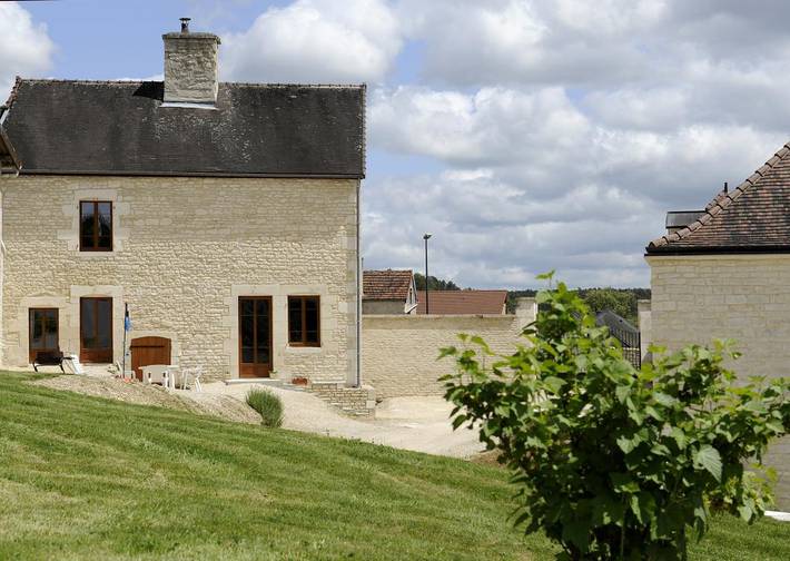 Gîte pour 6 personnes, avec terrasse et jardin, animaux acceptés dans l' Aube - 3
