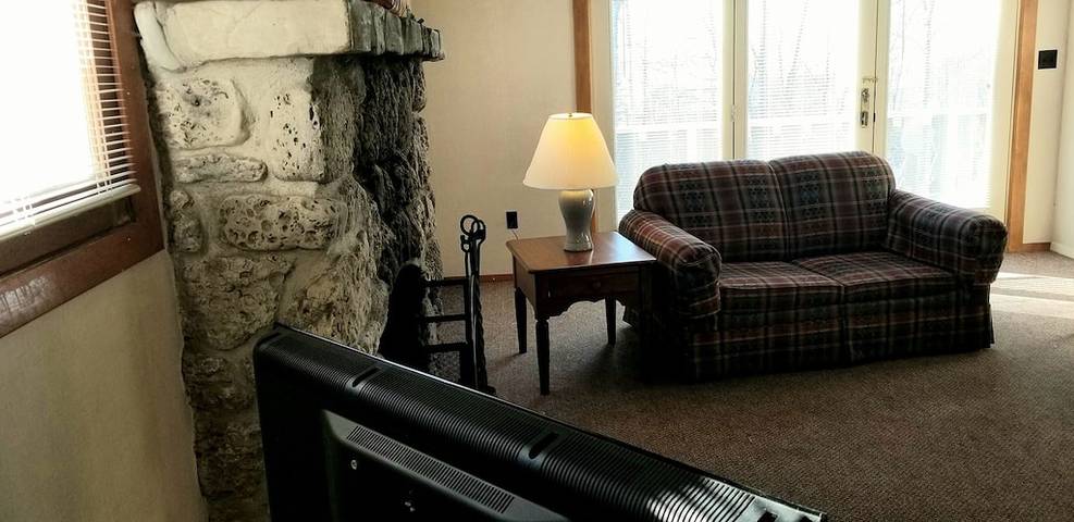 Cabin for 2 people, with terrace, with pets in Door County