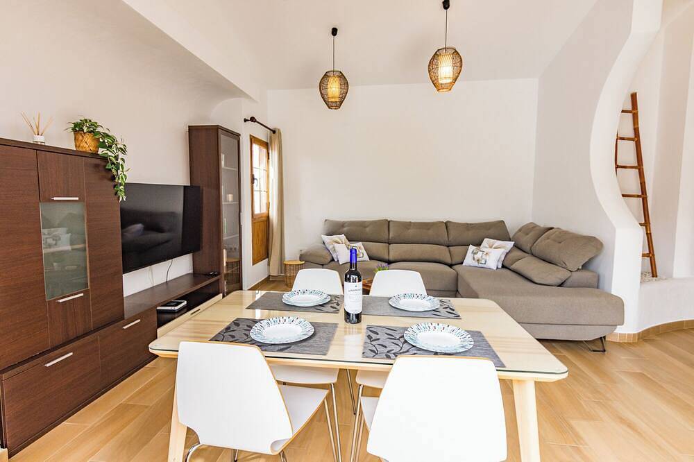 Schöner Bungalow mit Charme, mit Terrasse und Garten in Solana Matorral, Pájara