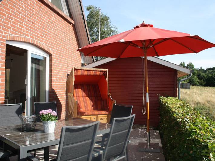 Ferienwohnung für 5 Personen, mit Terrasse und Garten, kinderfreundlich in Oeversee