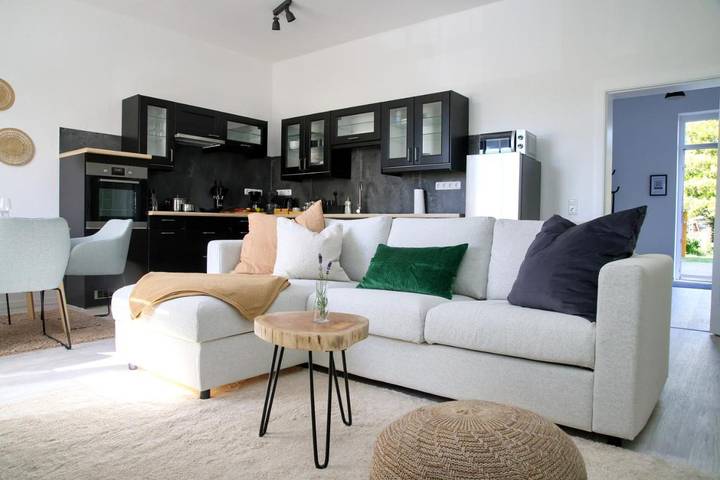 Ferienwohnung für 6 Personen, mit Terrasse und Garten