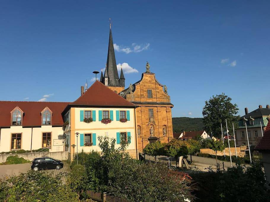 Ganze Wohnung, Chalet mit Almhüttencharme für bis zu 11 Personen in Litzendorf, Landkreis Bamberg