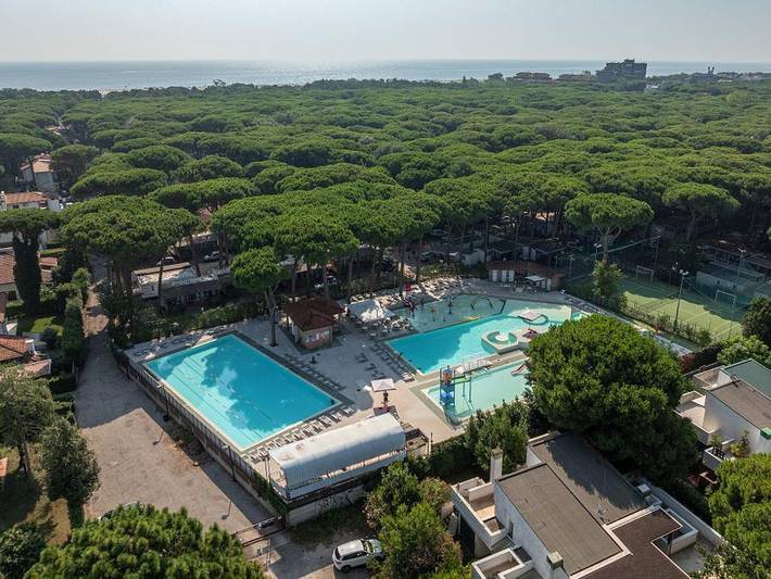 Camping für 4 Personen, mit Sauna und Kinderpool in Lido di Spina