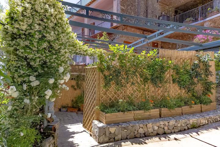 Location de vacances pour 5 personnes, avec terrasse à Vico Equense - 2