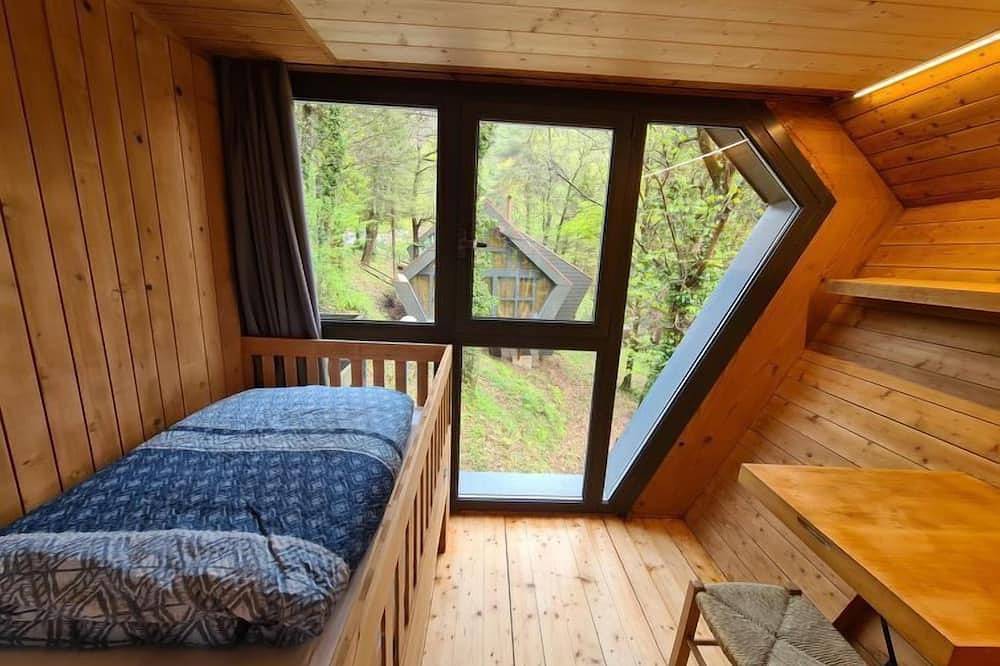 Bosco della Bella 6 in Monteggio, Italienische Alpen