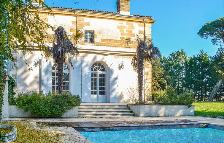 Charmant appartement d'une chambre avec piscine et jardin près de Léognan in Léognan, Région de Bordeaux