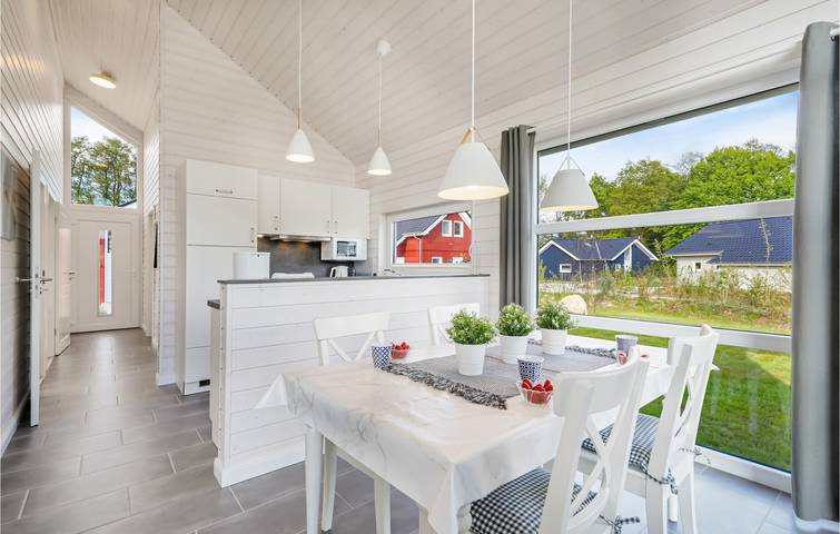 Gemütliches Apartment mit Parkplatz und Terrasse, 1 km zum Strand in Krems II, Kreis Segeberg