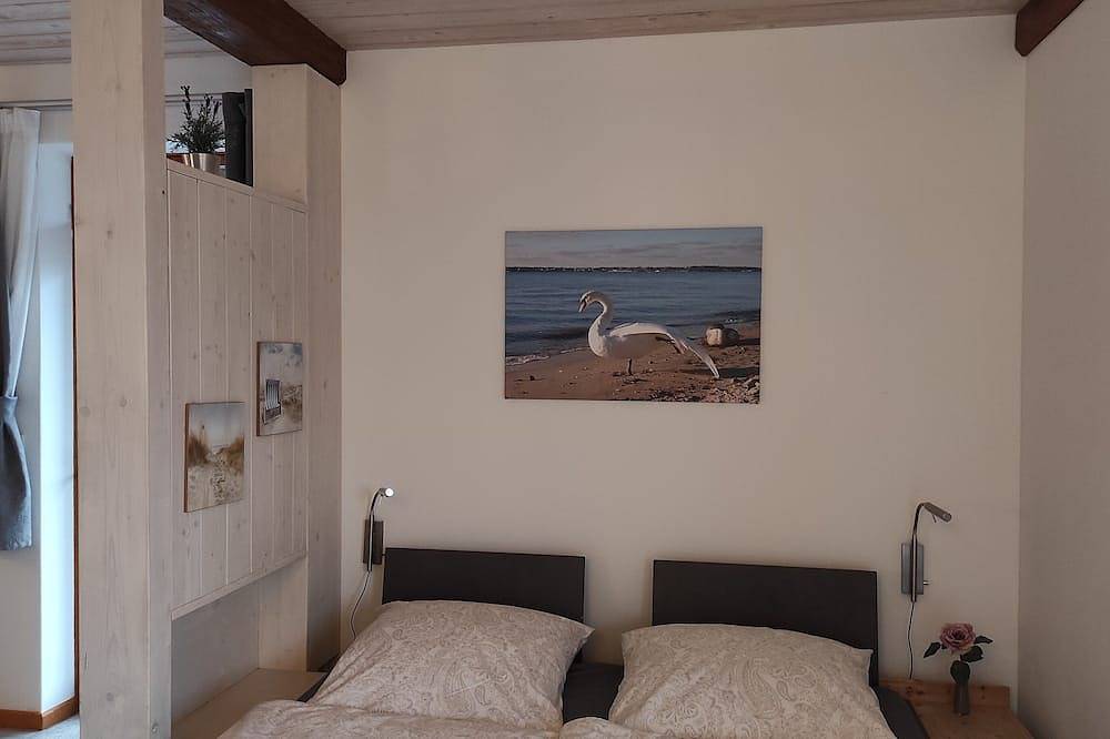 Ganze Wohnung, Moderne Studiowohnung unter Reet in Quarnbek, Rendsburg-Eckernförde