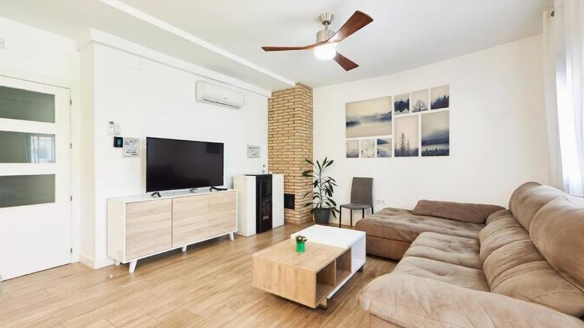 Casa rural para 16 personas, con terraza además de vistas y piscina en Siles - 4