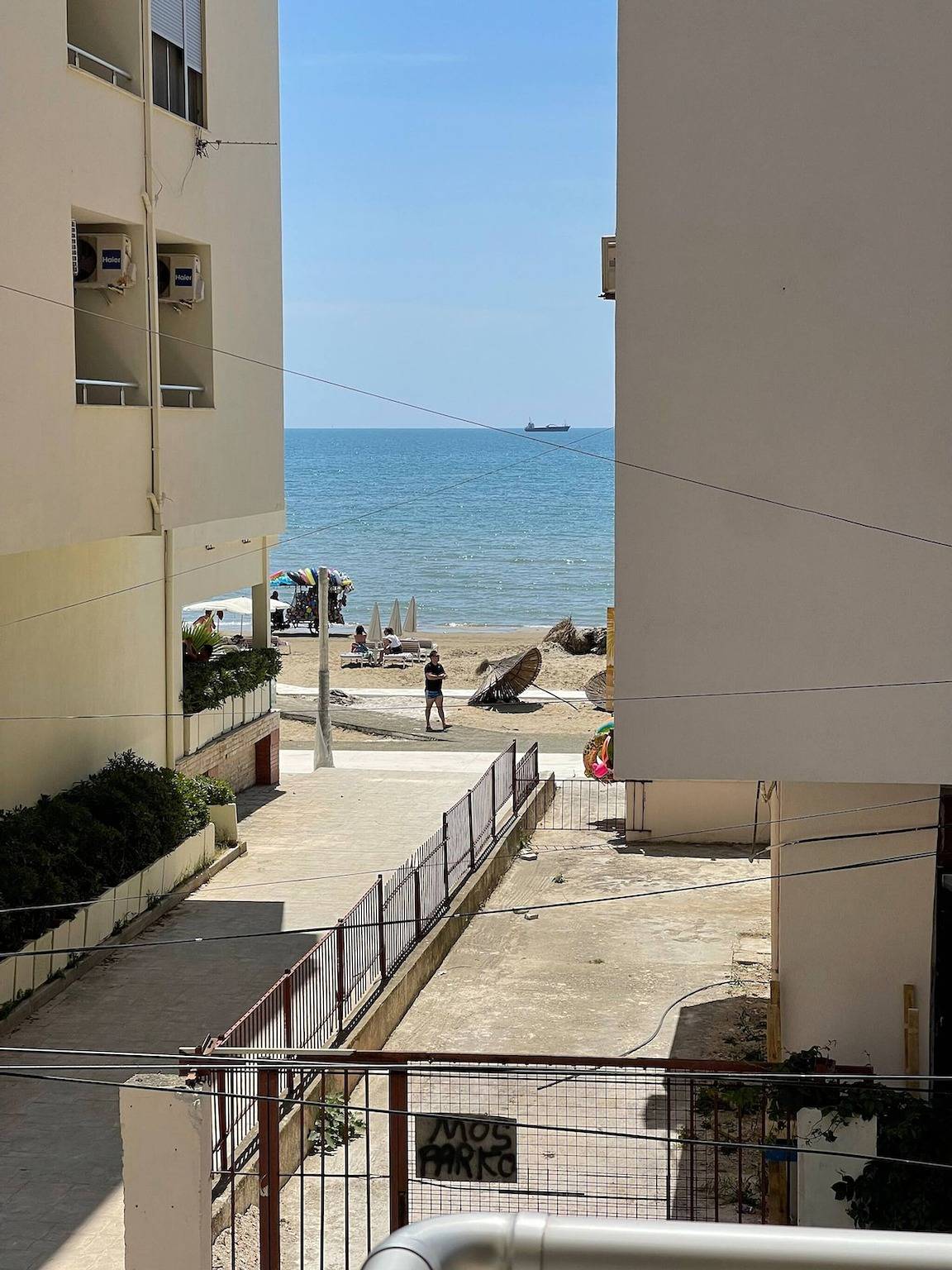 Geheel appartement, Vakantieappartement voor 4 personen met balkon/terras in Durrës (stad), Albanië
