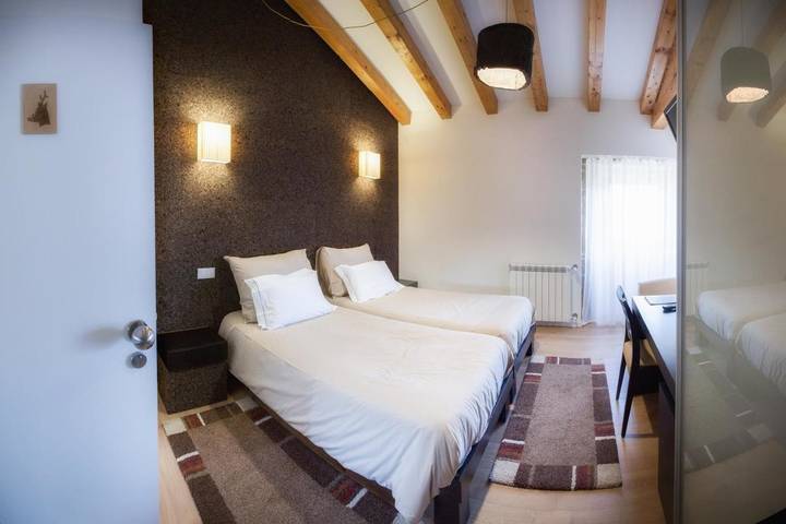 Casa rural para 3 personas, con piscina para niños y jardín además de vistas y piscina en Provincia de Orense - 4