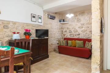 Holiday Apartment for 2 People in Scicli, Ragusa Province, Photo 4