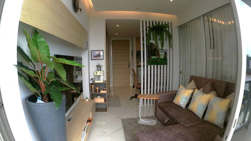 Holiday apartment for 4 people, with balcony and view as well as ocean view in Krabi Province