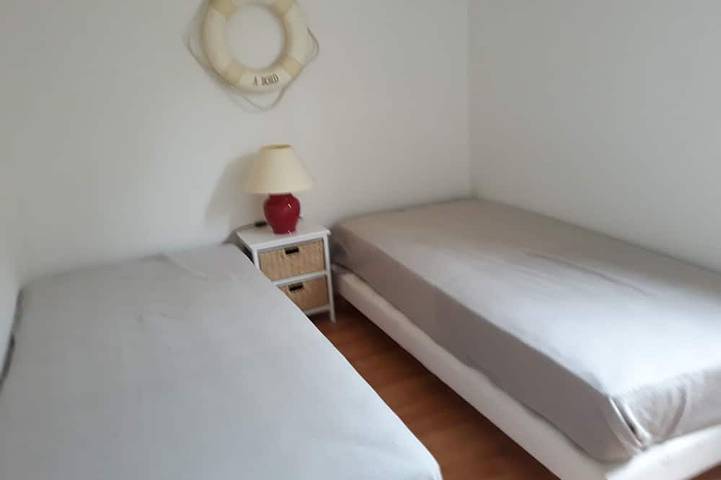 Entire apartment, Appartement à 50 m de la mer in Ouistreham, Caen region