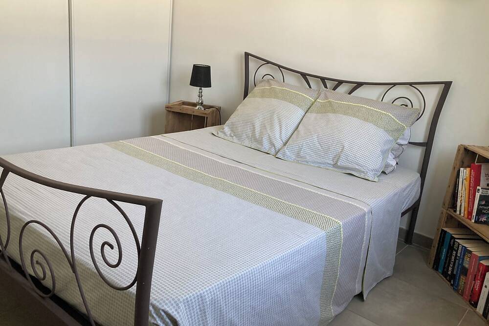 Villa Dans Les Cévennes avec Spa privatif,  proche des thermes in Allègre-les-Fumades, Région d'Alès