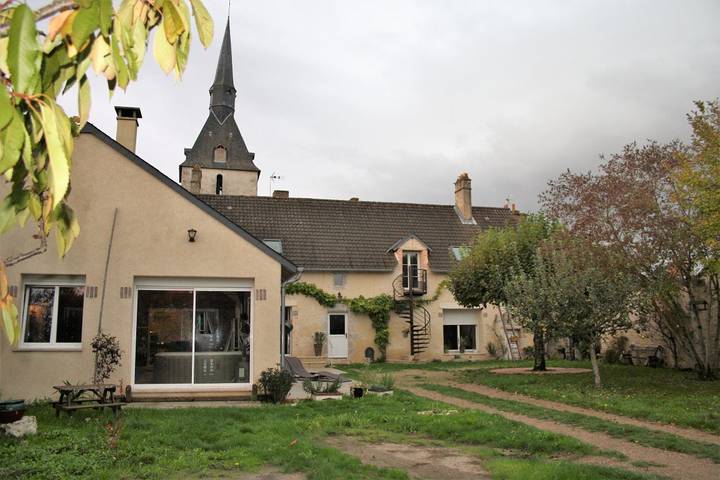 Appartement de vacances pour 9 personnes, avec terrasse et jardin dans Centre-Val de Loire - 2