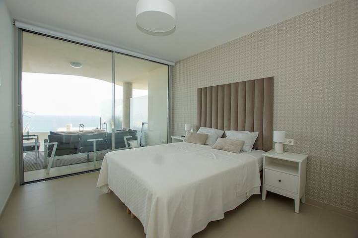 Appartement entier, Stupa Hills 2bed with sea view , spa , indoor pool in Torrequebrada, Benalmádena