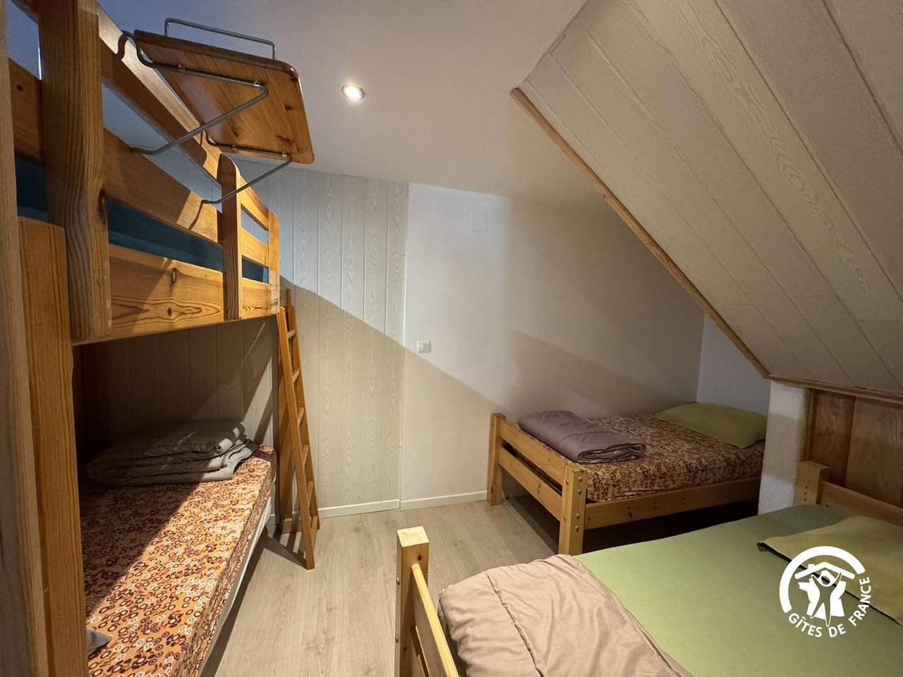 Casa de huéspedes para 10 personas con jardín in Targasonne, Región de Prades (Francia)