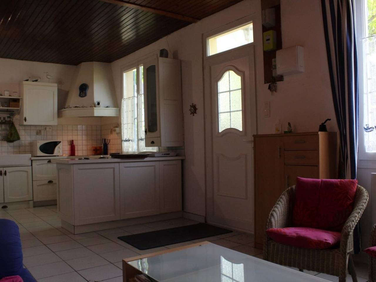 Charmantes Haus nahe Strand und Wald, Parkplatz, Wlan in Le Grand-Village-Plage, Côte de Beauté