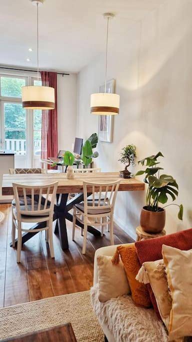 Geheel appartement, One-Bedroom Apartment in Amsterdam Oost, Nederlandse kust