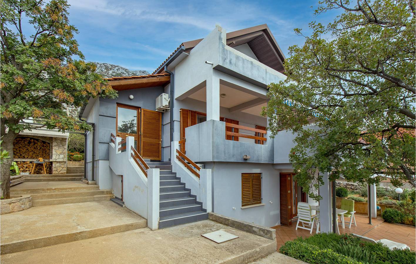 Ganze Ferienwohnung, Ferienwohnung mit Meerblick, Terrasse, WLAN und Parkplatz in Küstennähe in Cesarica, Naturpark Velebit