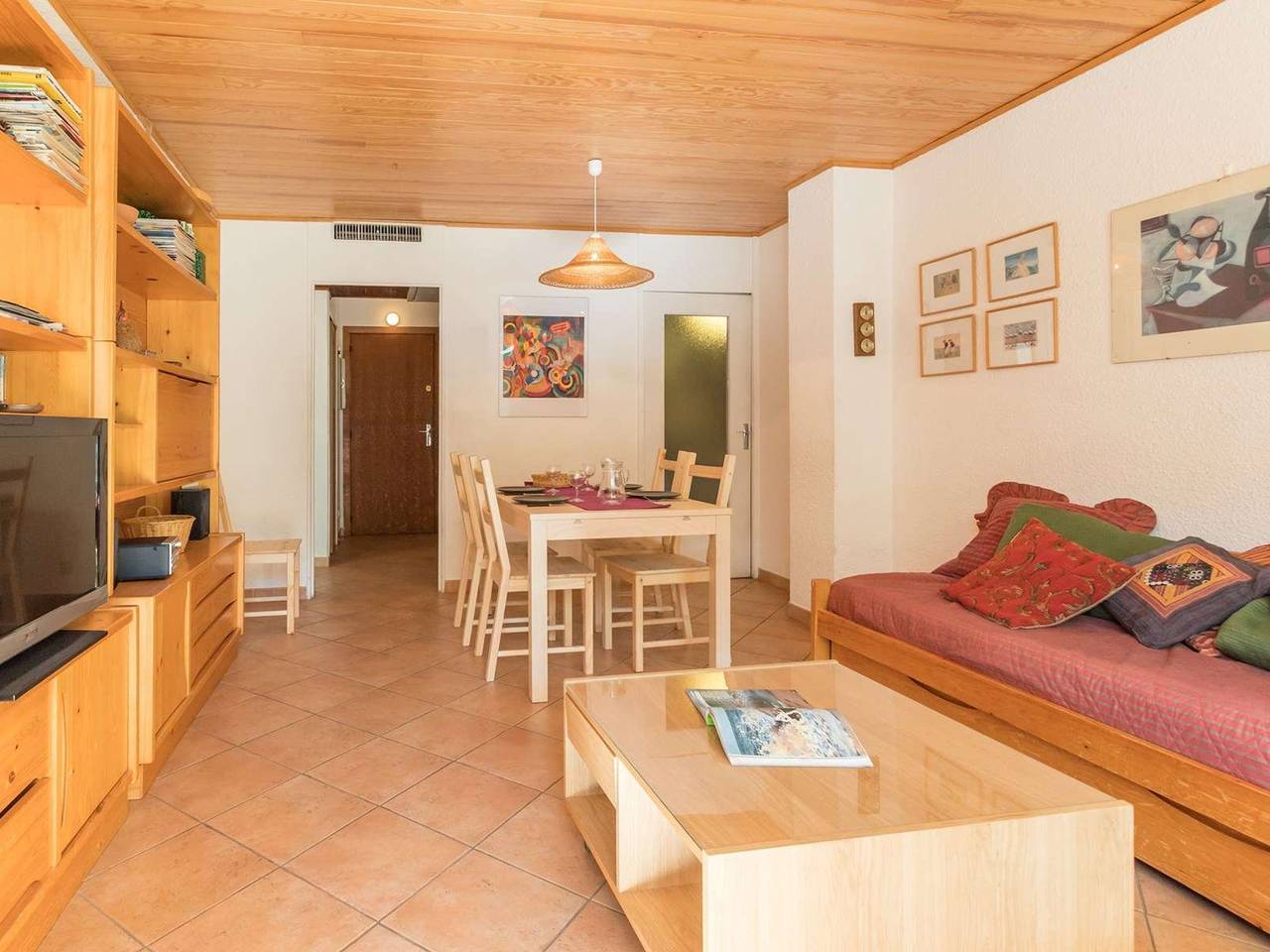 Apartamento entero, Apartamento de 2 habitaciones con jardín, cerca de remontes y centro comercial en La Salle-les-Alpes in La Salle les Alpes, Serre Chevalier