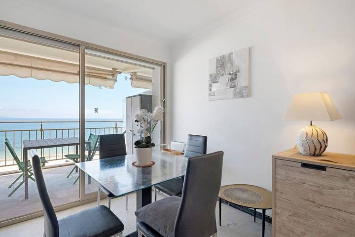Gîte pour 2 personnes, avec balcon dans Plage de la Salis