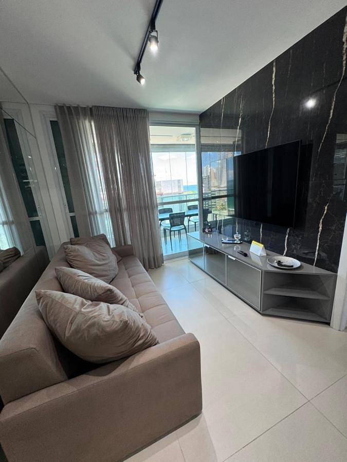 Apartamento de vacaciones para 3 personas, con piscina para niños y jardín además de vistas y piscina - 1