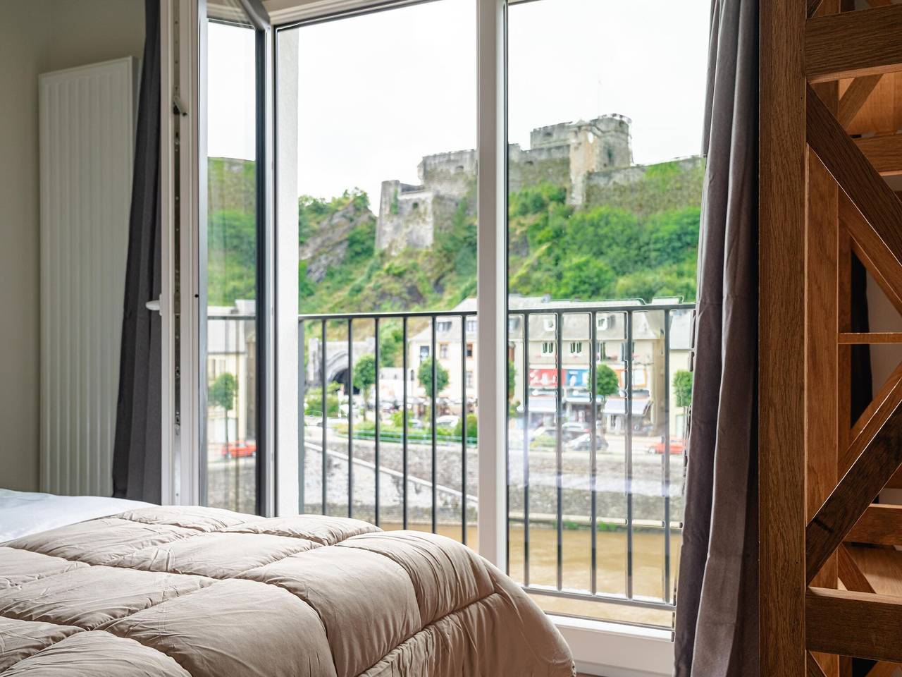 Villa nur wenige Schritte vom Schloss entfernt in Bouillon, Neufchâteau und Umgebung