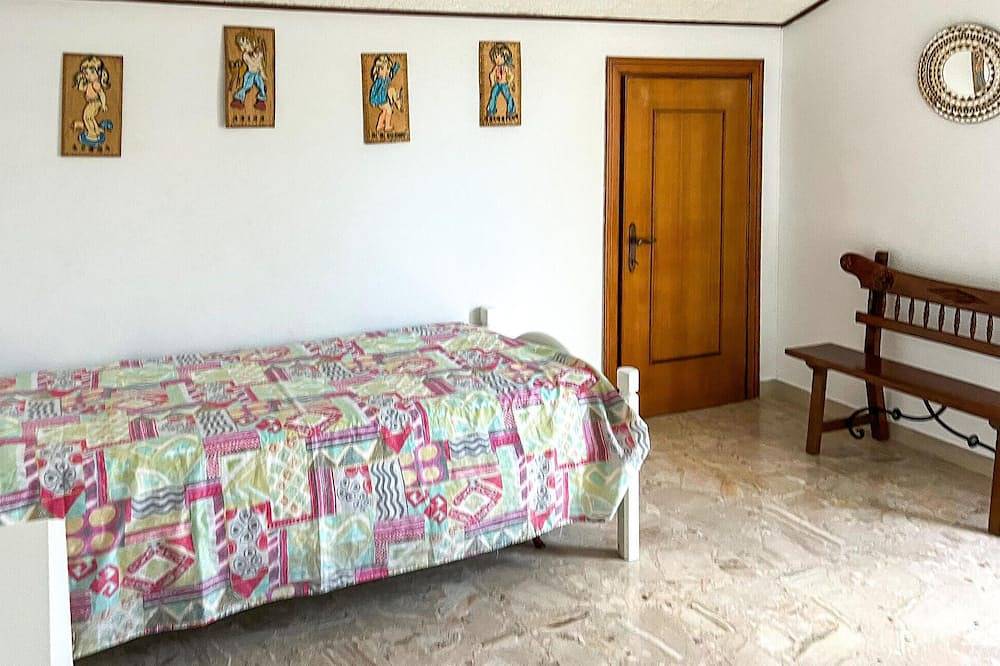 Entire apartment, Stunning apartment in Penne with Wifi in Penne, Pescara Province