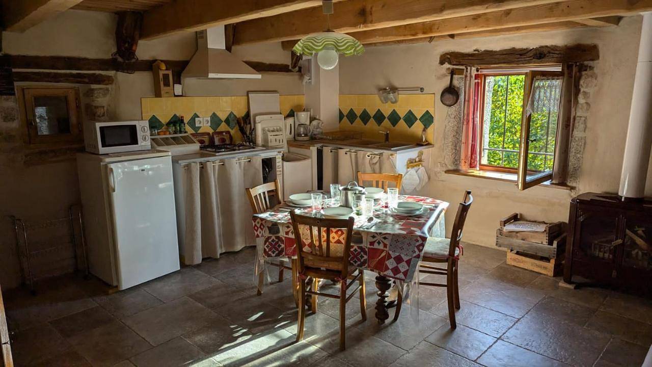 One-Bedroom Chalet in Espeyrac, Aveyron